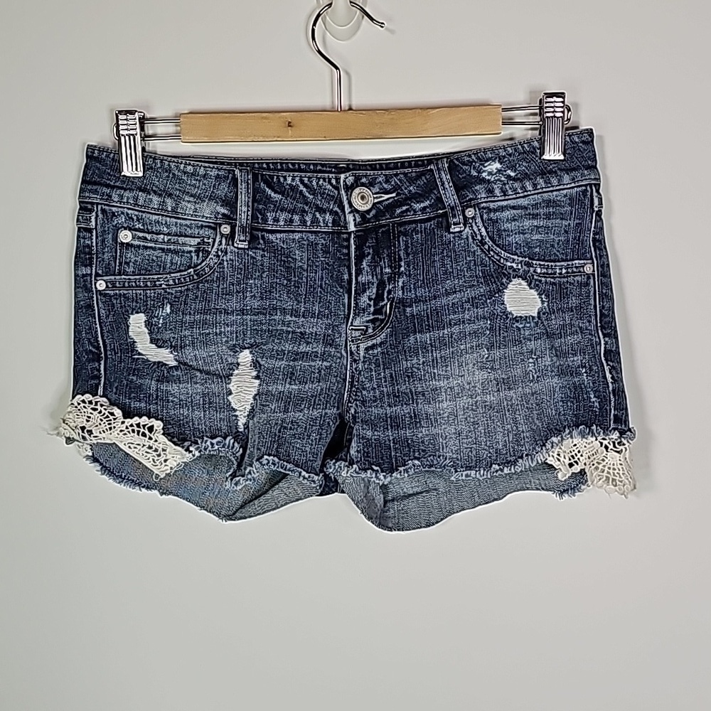 Bootlegger 26" waist jean shorts